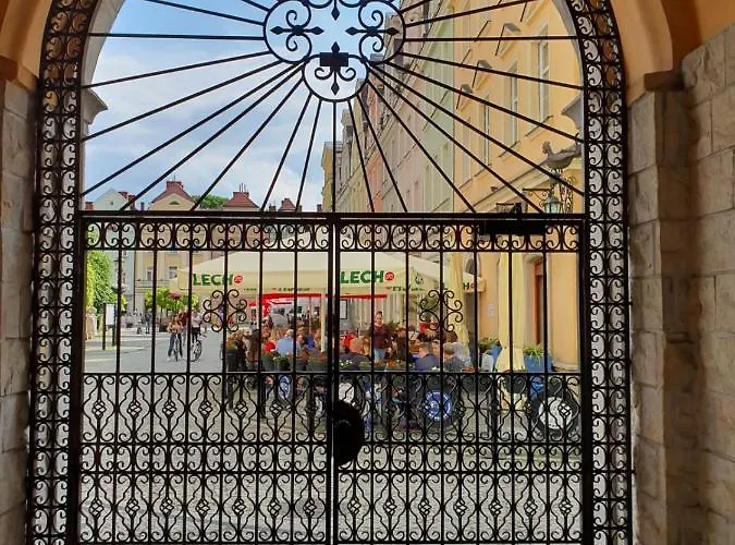 Apartment Przy Starowce - Hampton - In Old Town - Main Square, Amazing View, Location! *