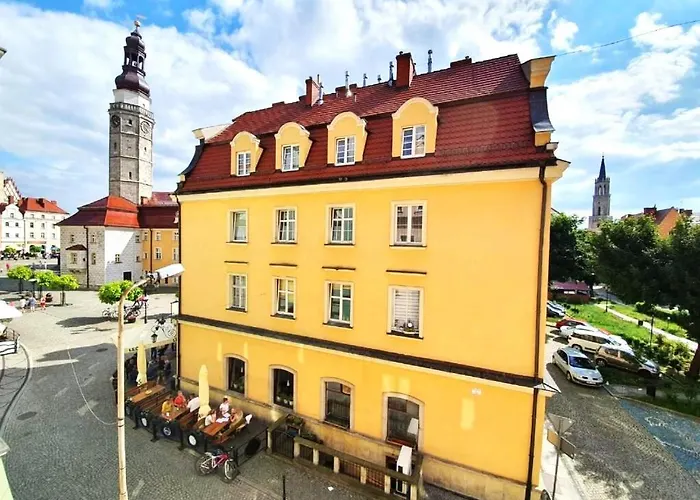 Apartmán Przy Starowce - Hampton - In Old Town - Main Square, Amazing View, Location! Boleslawiec (Lower Silesia)
